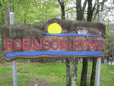 Robinson Pond sign