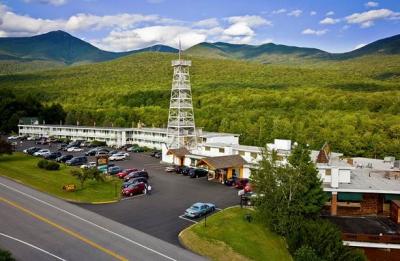 Country Christmas at Indian Head Resort